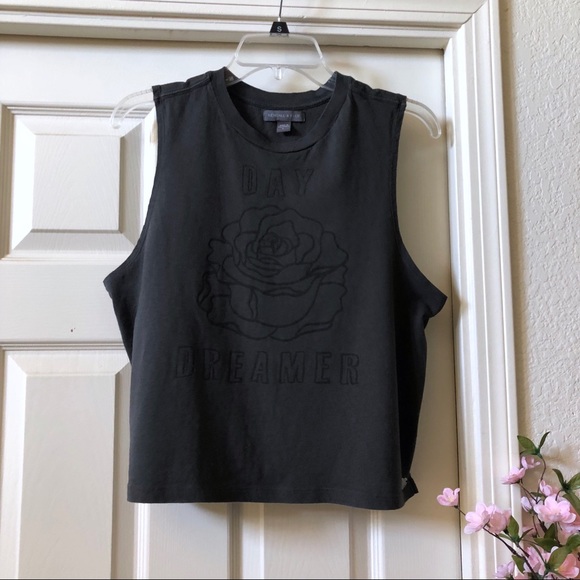 Kendall & Kylie Day Dreamer Muscle Tee - Picture 2 of 8